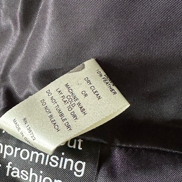 SNOWMAN NEW YORK GRACEFUL DUCK DOWN COAT- RARE - Picture 12 of 15